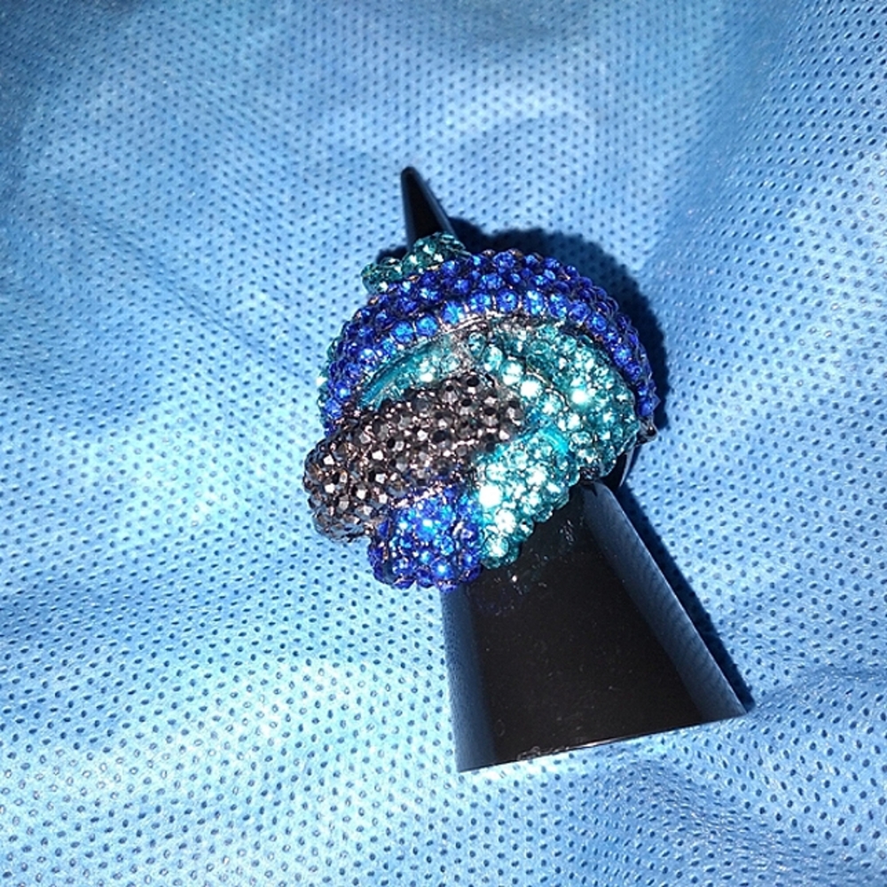Cocktail Ring🆕️ - Picture 2 of 13